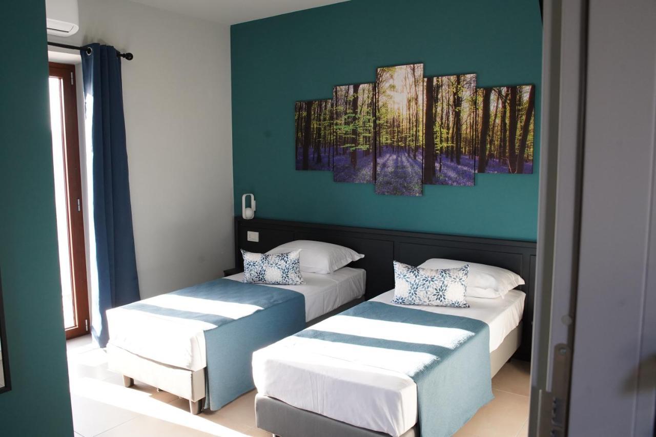 Rosy'S Rooms Patrica Екстер'єр фото