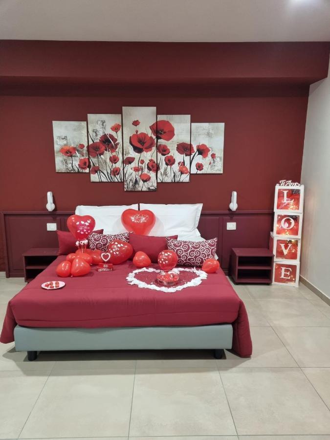 Rosy'S Rooms Patrica Екстер'єр фото